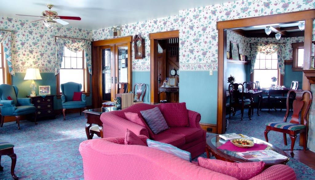 Arbor Hill Inn La Porte Buitenkant foto