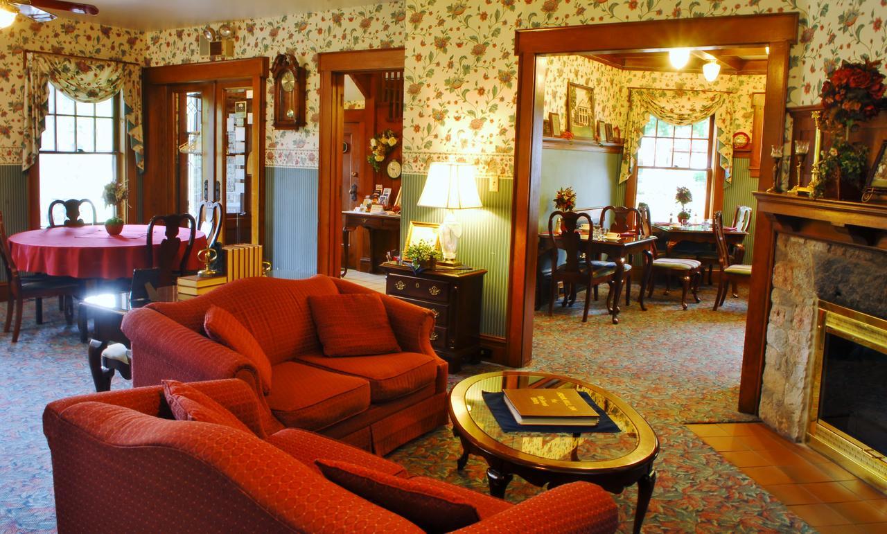 Arbor Hill Inn La Porte Buitenkant foto